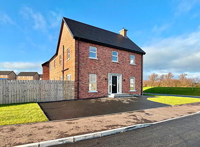 3 Bedroom Semi-Detached House For Sale In Mountfield Lodge, Craigavon, BT62