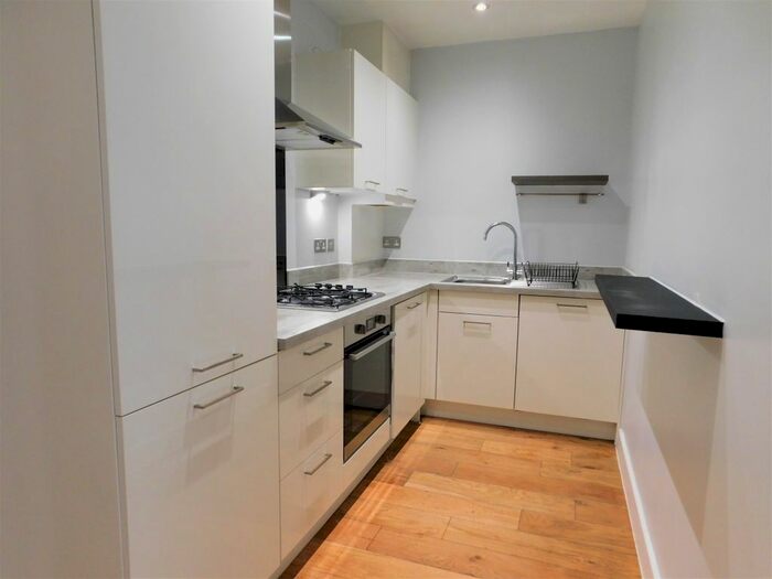 1 Bedroom Flat To Rent In St Peters Street, Colchester, CO1