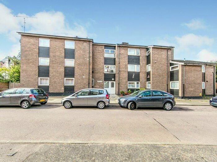 3 Bedroom Flat To Rent In Kings Head Street, Harwich, CO12