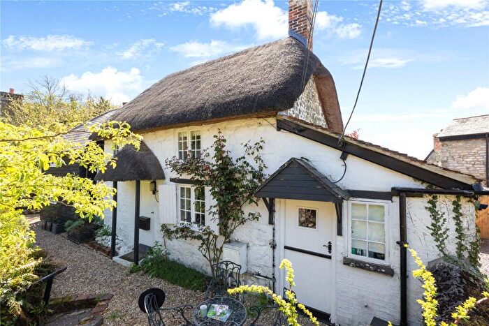2 Bedroom Detached House For Sale In Shaftesbury, Dorset, SP7