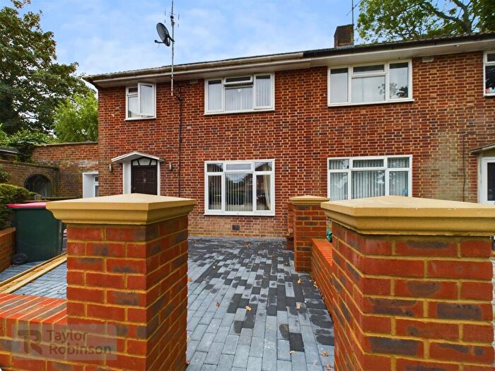 3 Bedroom House To Rent In Buckmans Road, Crawley, RH11