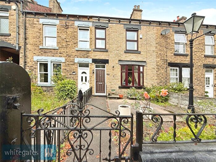3 Bedroom Terraced House For Sale In Park Grove, Barnsley, S70