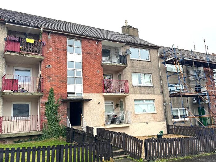 2 Bedroom Flat To Rent In Dunrobin Place, Coatbridge, North Lanarkshire, ML5