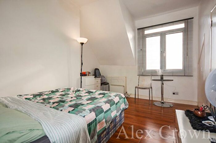 1 Bedroom Flat To Rent In Tottenham Lane, Hornsey, N8