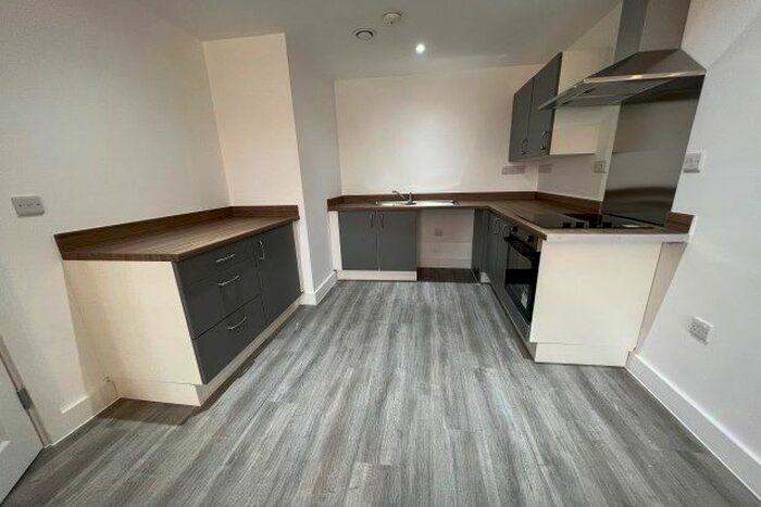 1 Bedroom Flat To Rent In Aplin House, Yeovil, BA20