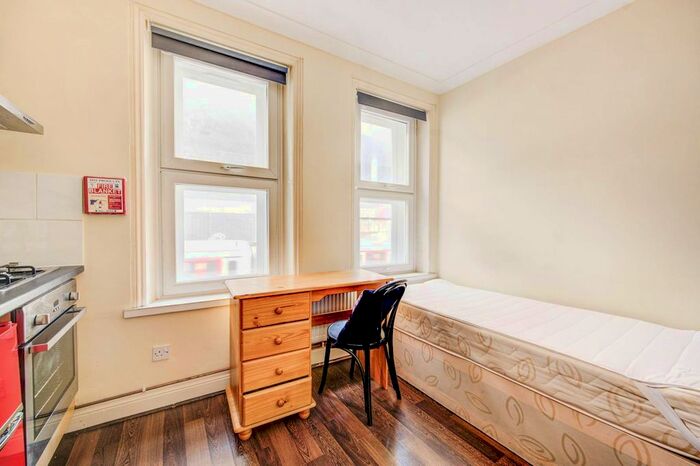 Studio To Rent In Cromwell Road, South Kensington, London, SW7
