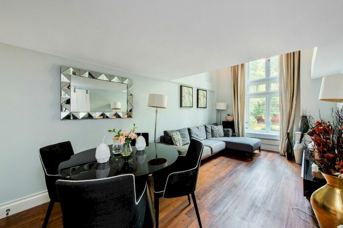 2 Bedroom Flat To Rent In St. Johns Building, Marsham Street, London, SW1P