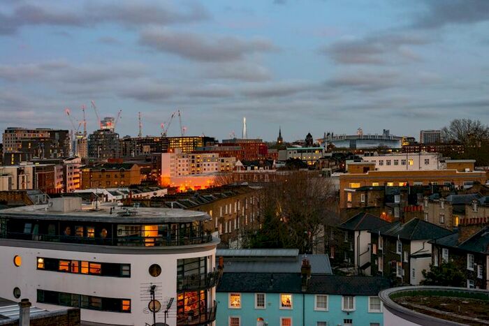 1 Bedroom Apartment To Rent In Camden Road, Camden, NW1