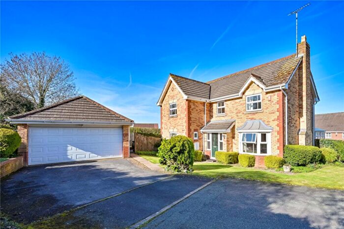4 Bedroom Detached House For Sale In Swan Close, Stafford, Staffordshire, ST16