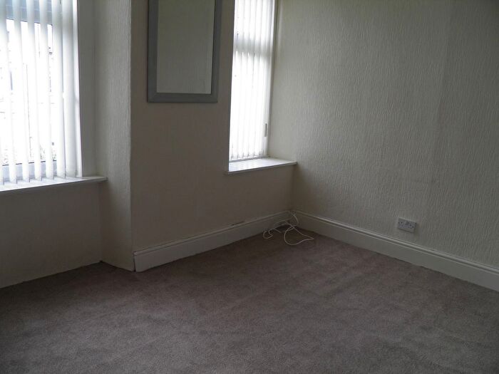 2 Bedroom Flat To Rent In Morgan Street, Dundee, DD4