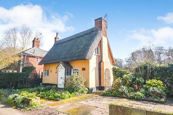 2 Bedroom Detached House For Sale In Water Lane, Shalford, Braintree, Essex, CM7