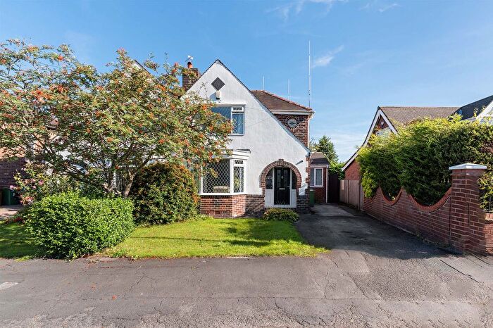 3 Bedroom Semi-detached House For Sale In Bolshaw Road, Cheadle, SK8