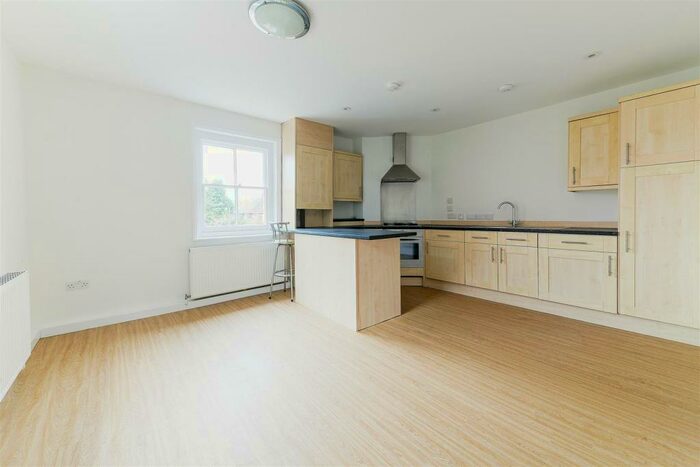 1 Bedroom Apartment To Rent In High Street, Banstead, SM7
