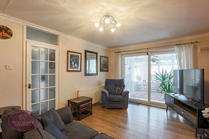2 Bedroom Detached Bungalow For Sale In Boatmans Close, Ilkeston, DE7