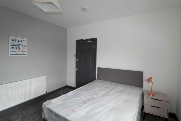 5 Bedroom Terraced House To Rent In Reynoldson Street, Hull, HU5