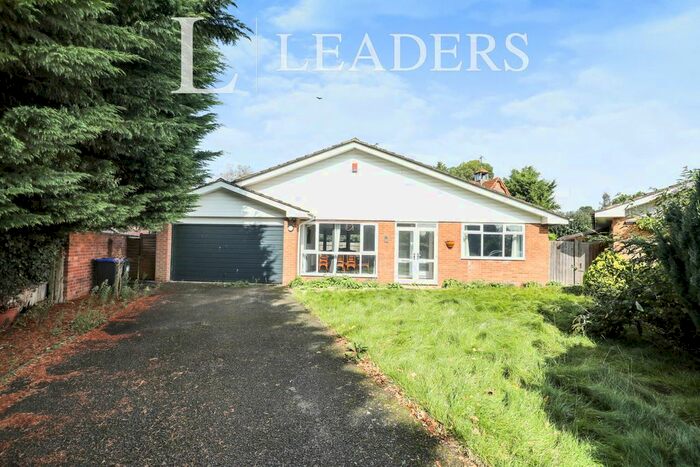 4 Bedroom Bungalow To Rent In Church Lane, Barford, Warwick, CV35