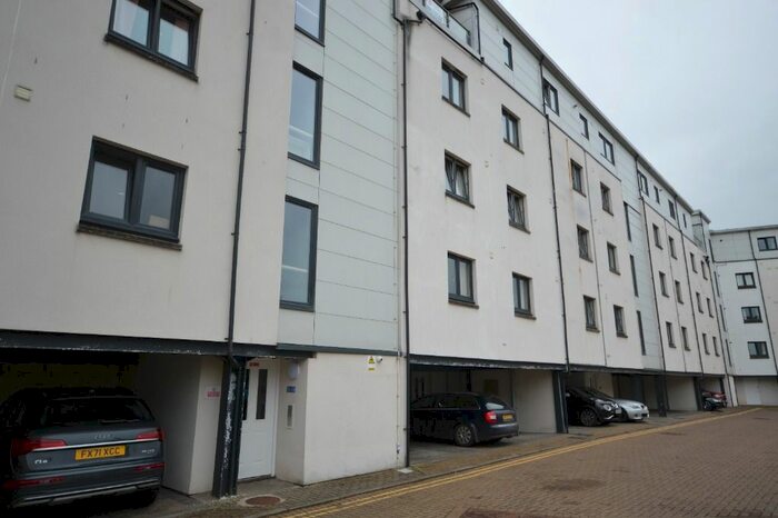 2 Bedroom Flat To Rent In Vasart Court, Perth, Perthshire, PH1