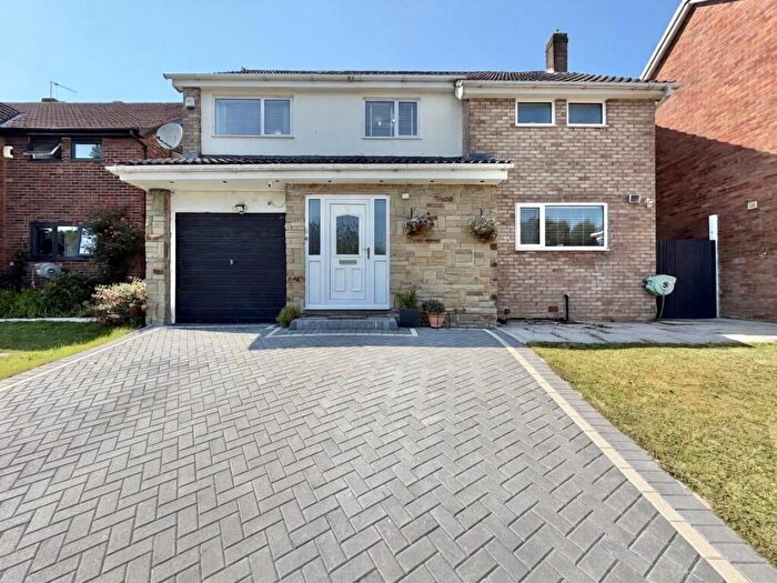 5 Bedroom Detached House For Sale In Kenilworth Avenue, Handforth, Wilmslow, SK9