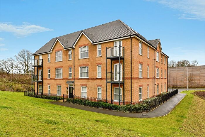 2 Bedroom Flat For Sale In Porthcawl Close, Stevenage, Hertfordshire, SG1