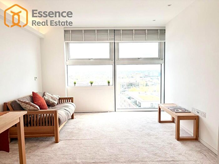 1 Bedroom Apartment For Sale In The Cube East, Wharfside Street, Birmingham, B1
