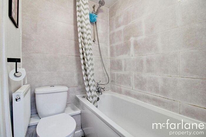 2 Bedroom Terraced House To Rent In Whitehead Street, Swindon, SN1