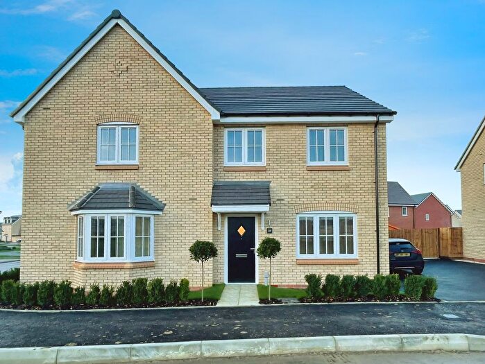 3 Bedroom Semi Detached House To Rent In Cackett Way, Shortstown, MK42