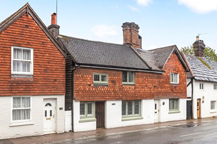 3 Bedroom Cottage For Sale In High Street, Billingshurst, RH14