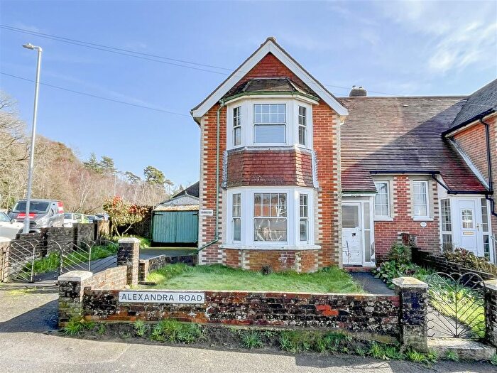 3 Bedroom Semi-detached House For Sale In Alexandra Road, Heathfield, TN21