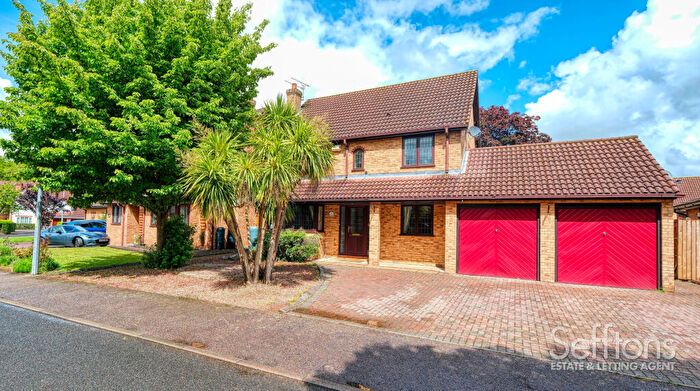 3 Bedroom Detached House For Sale In Broad View, Thorpe End, Norwich, Norfolk, NR13