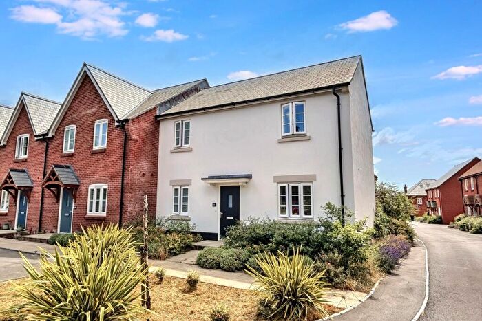 3 Bedroom End Of Terrace House For Sale In Wimborne, BH21