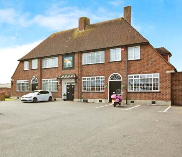 2 Bedroom Flat For Sale In Flat White Hart House, Castle Street, Portchester, Fareham, Hampshire, PO16