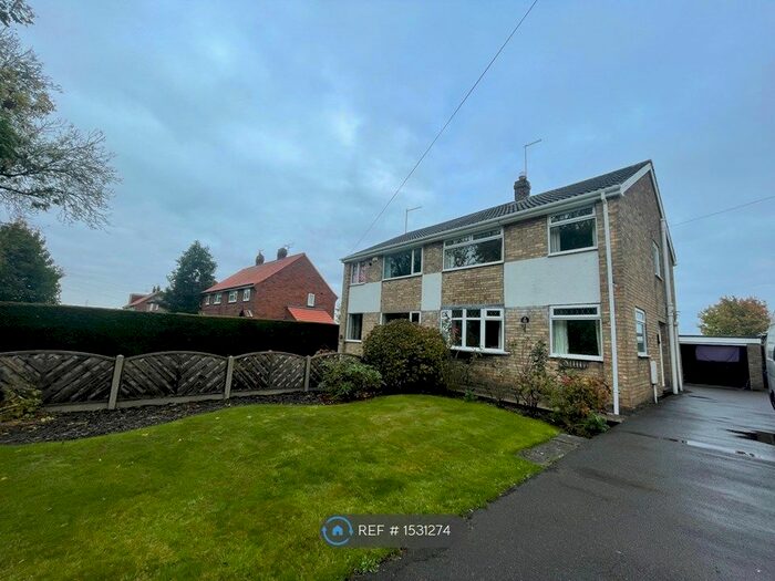 3 Bedroom Semi-Detached House To Rent In Main Street, Wawne, Hull, HU7