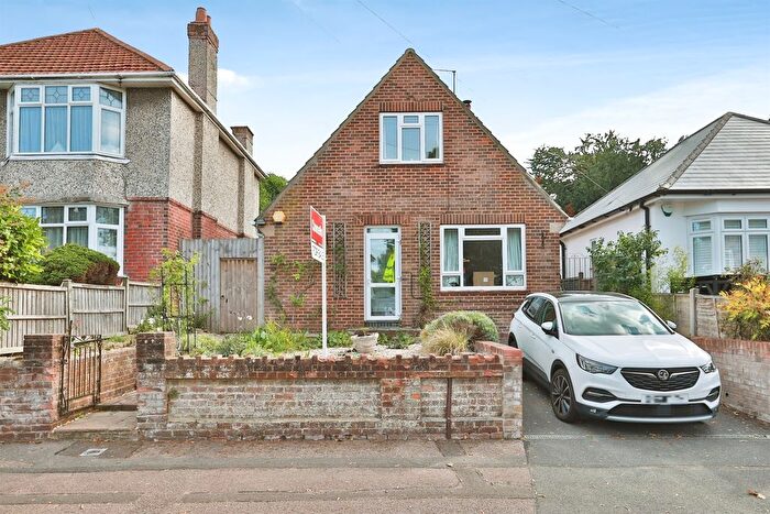 3 Bedroom Detached Bungalow For Sale In Westfield Road, Bournemouth, BH6