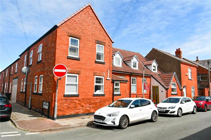 2 Bedroom Apartment For Sale In Wood Street, Hoylake, Wirral, CH47