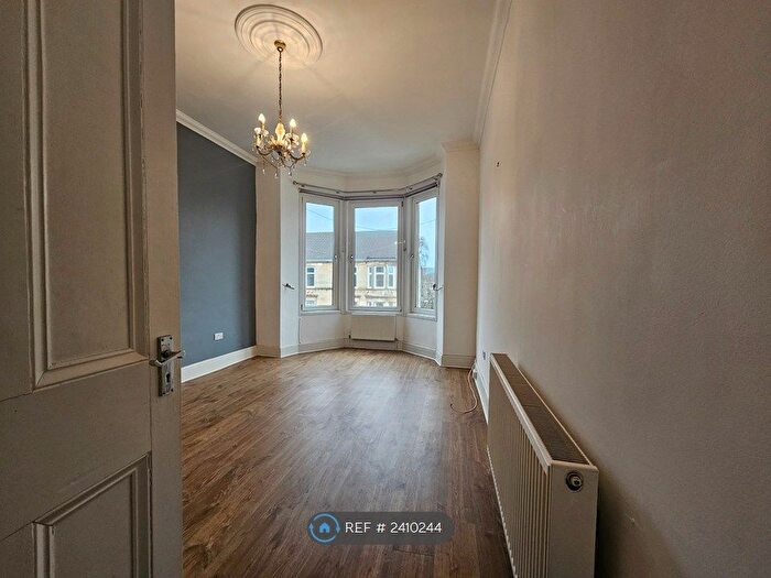 2 Bedroom Flat To Rent In Clifford Street, Glasgow, G51