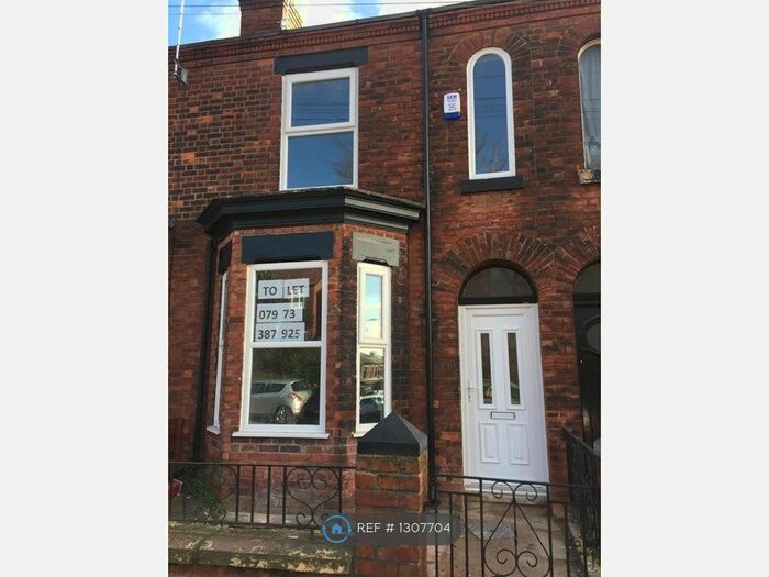 3 Bedroom Terraced House To Rent In Stockport Road West, Stockport SK6