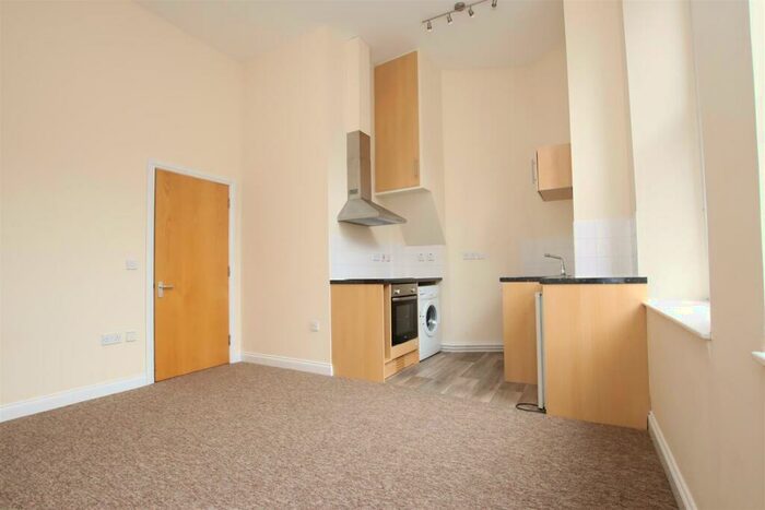 Flat To Rent In St. Stephens Street, Bristol, BS1