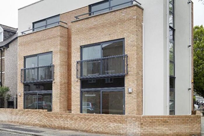 1 Bedroom Flat To Rent In Parkside Apartments, Newlands Park, SE26