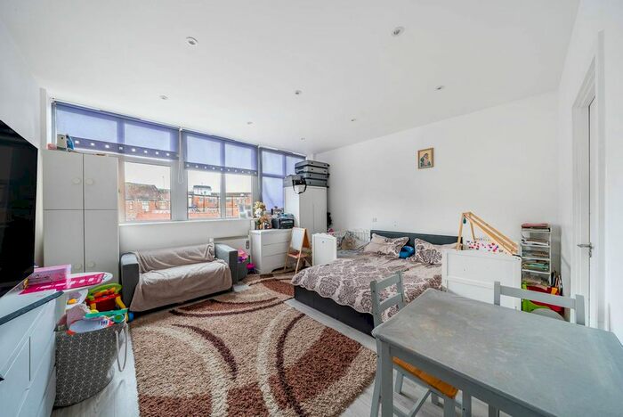 Studio To Rent In Rayners Lane, Rayners Lane, Harrow, HA2