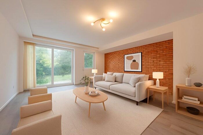 5 Bedroom Detached House For Sale In Chancellors Close, Edgbaston, Birmingham, B15