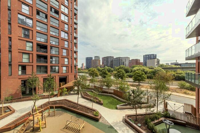 2 Bedroom Apartment To Rent In Handlebury House, Leamouth Road, Orchard Wharf, London, E14