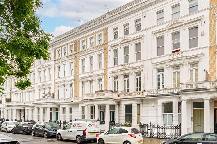 1 Bedroom Flat For Sale In Charleville Road, West Kensington, W14
