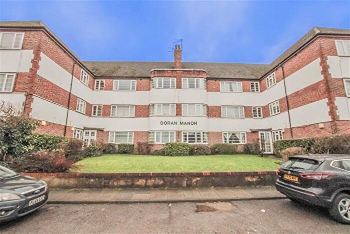 2 Bedroom Flat To Rent In Doran Manor, Great North Road, East Finchley, N2