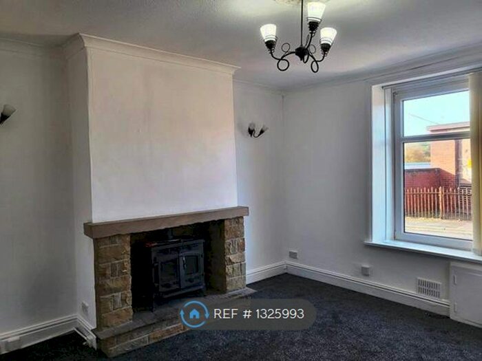 2 Bedroom Terraced House To Rent In Cross Street North, Haslingden, Rossendale, BB4