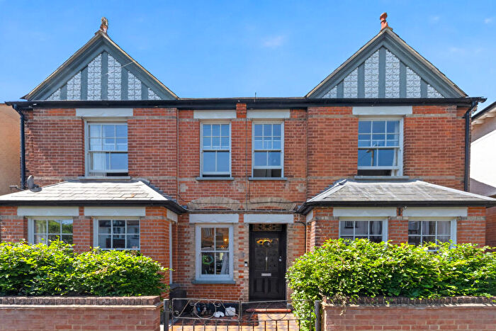 5 Bedroom Detached House For Sale In Hill Road, Chelmsford, Essex, CM2