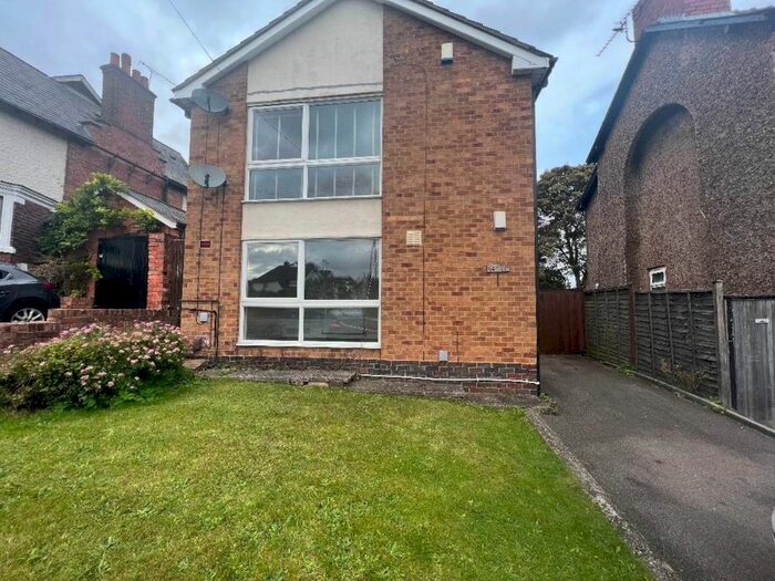 2 Bedroom Flat To Rent In Church Road, Sutton Coldfield, West Midlands, B73