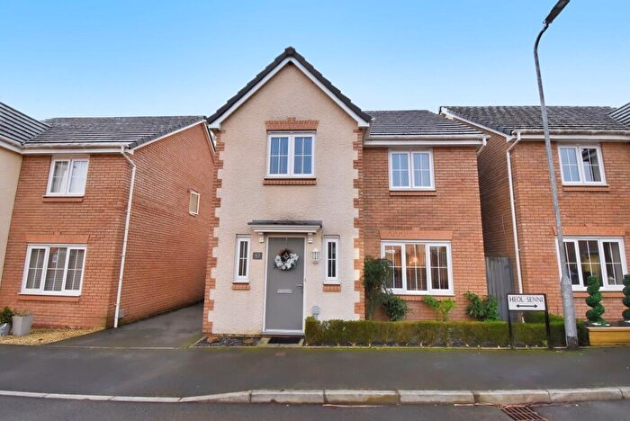 4 Bedroom Detached House For Sale In Heol Senni, Bettws, NP20