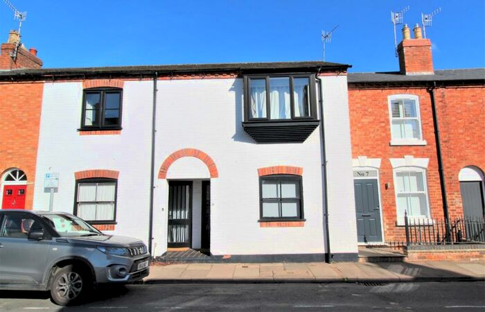 1 Bedroom Apartment To Rent In College Lane, Stratford-Upon-Avon, CV37