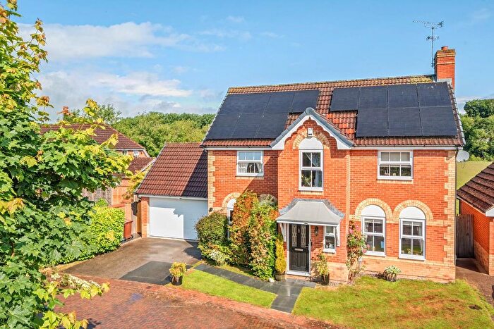 4 Bedroom Detached House For Sale In Osprey Close, Collingham, Wetherby, LS22