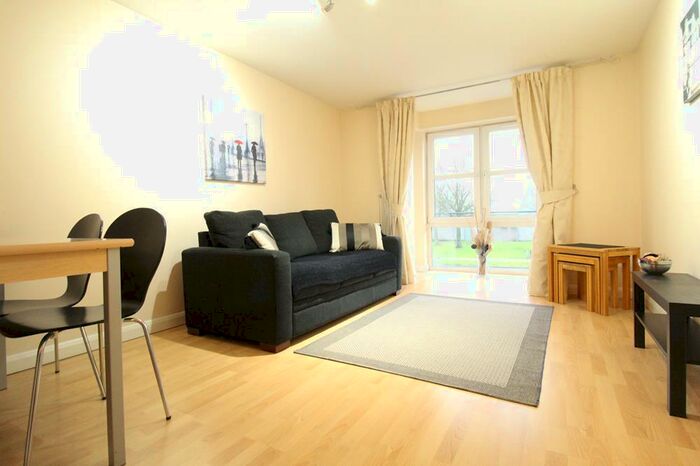 2 Bedroom Flat To Rent In Beach Boulevard, Aberdeen, AB24
